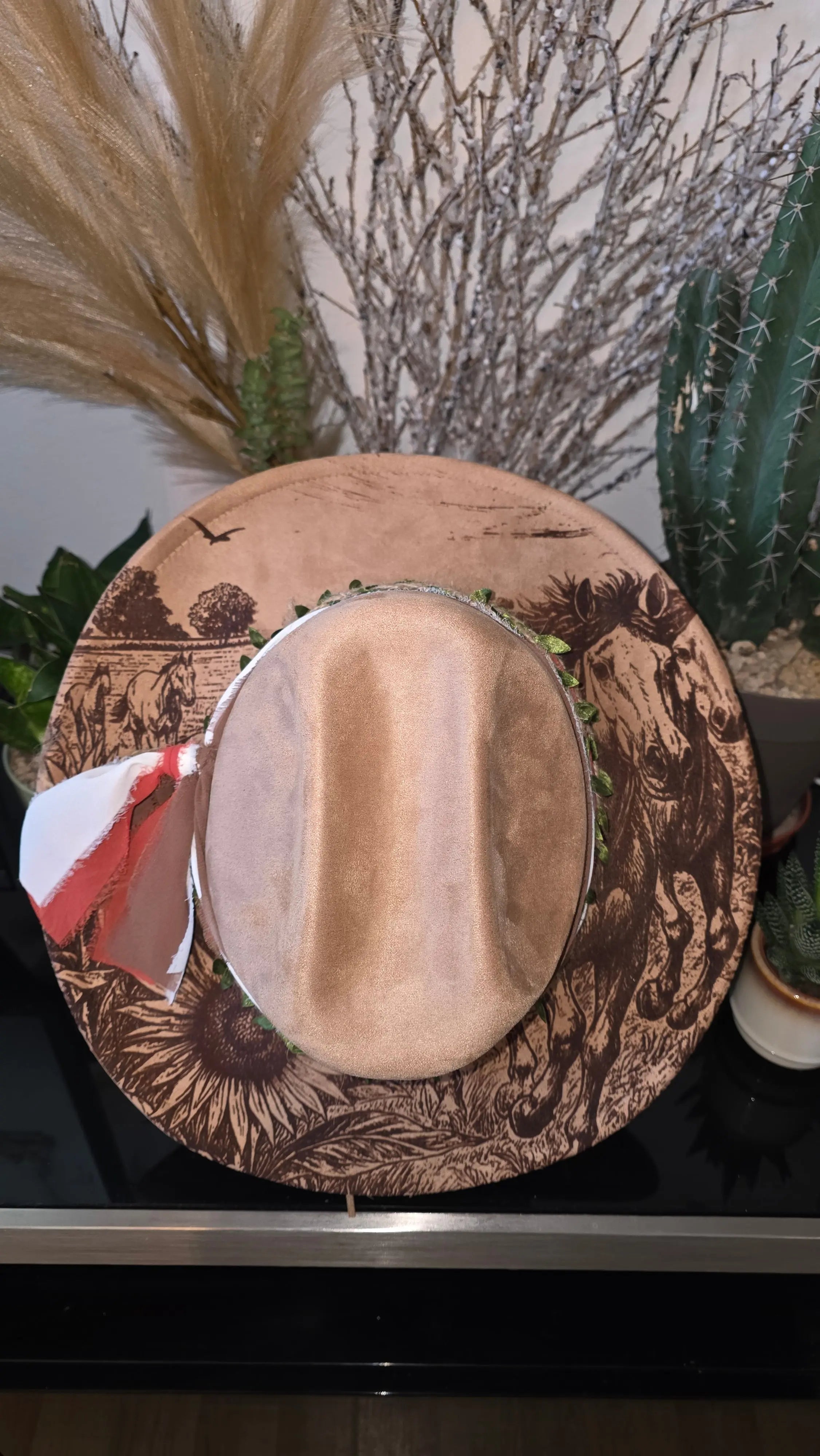 Cattleman-Crown Western Fedora Hats