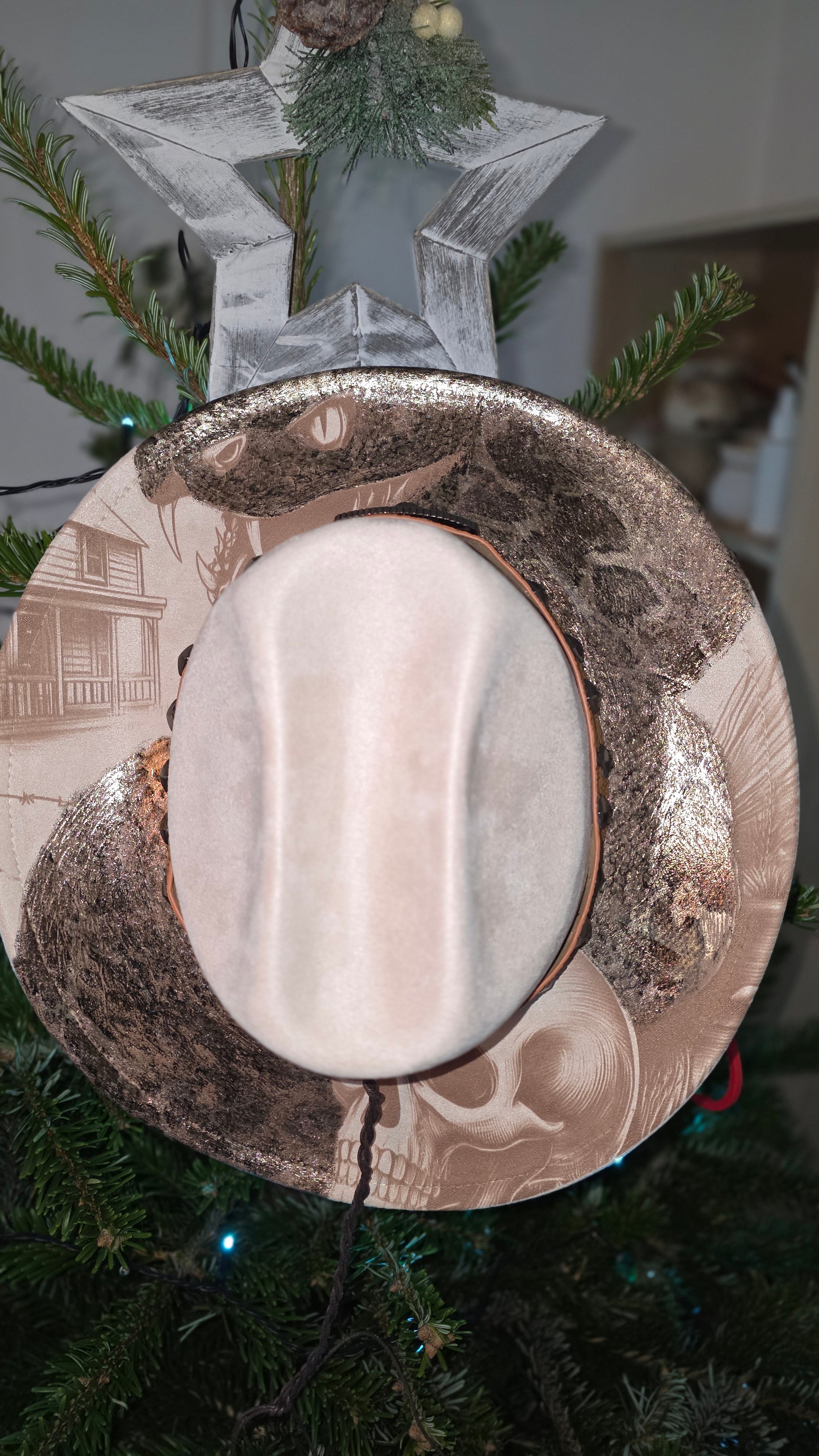 Western Skull & Snake Cattleman