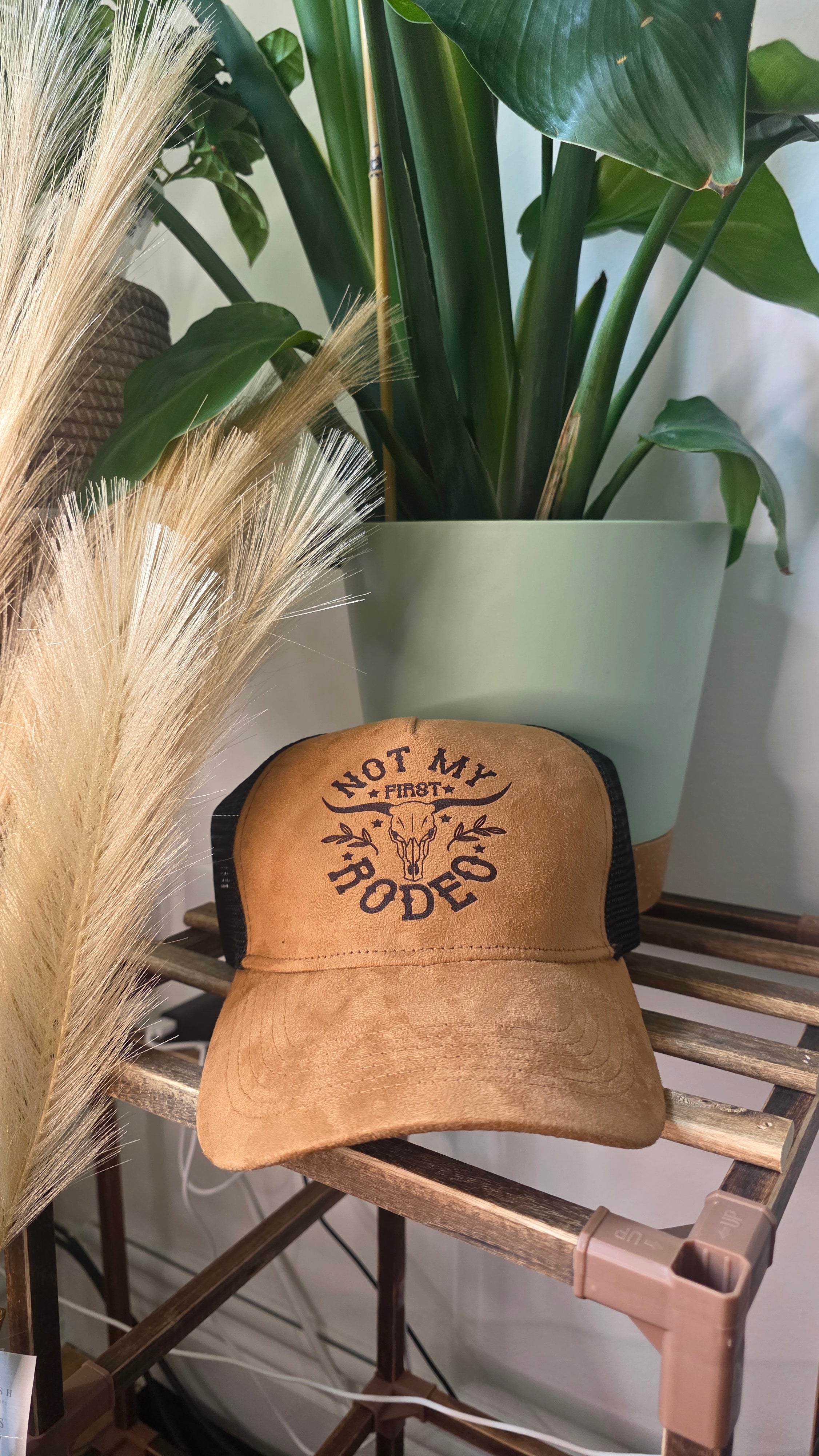 Brown Western Trucker Cap – “Not My First Rodeo” Cowboy Hat