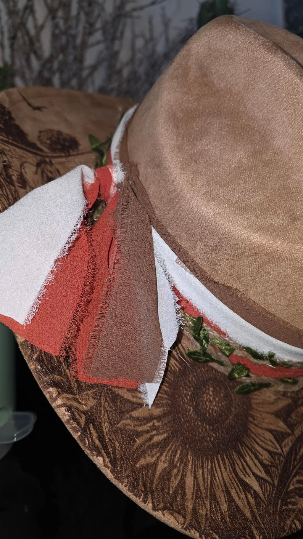 Engraved “Sunflowers & Wild Horses” Cattleman Hat Western Fedora Hats
