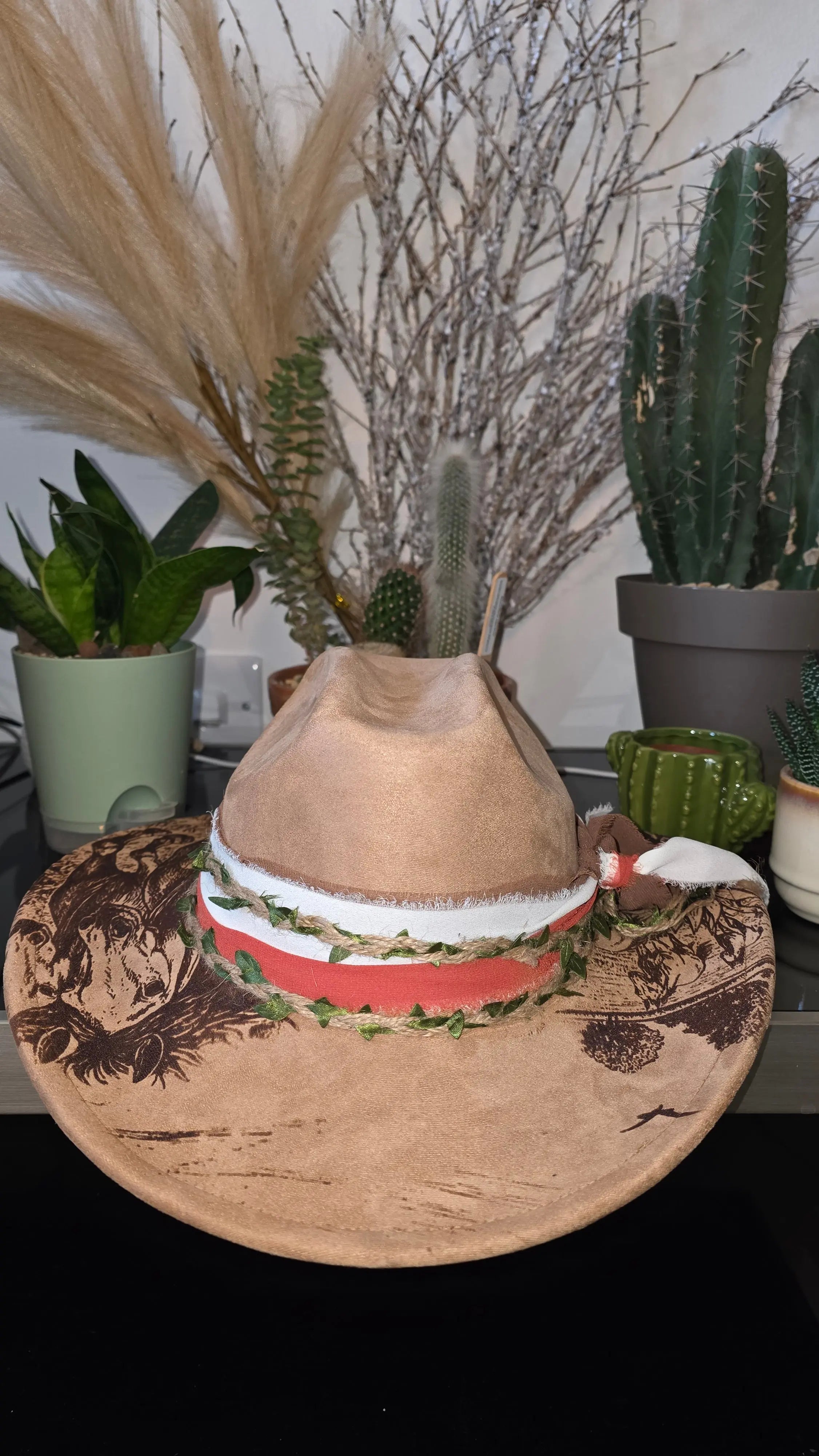 Engraved “Sunflowers & Wild Horses” Cattleman Hat Western Fedora Hats