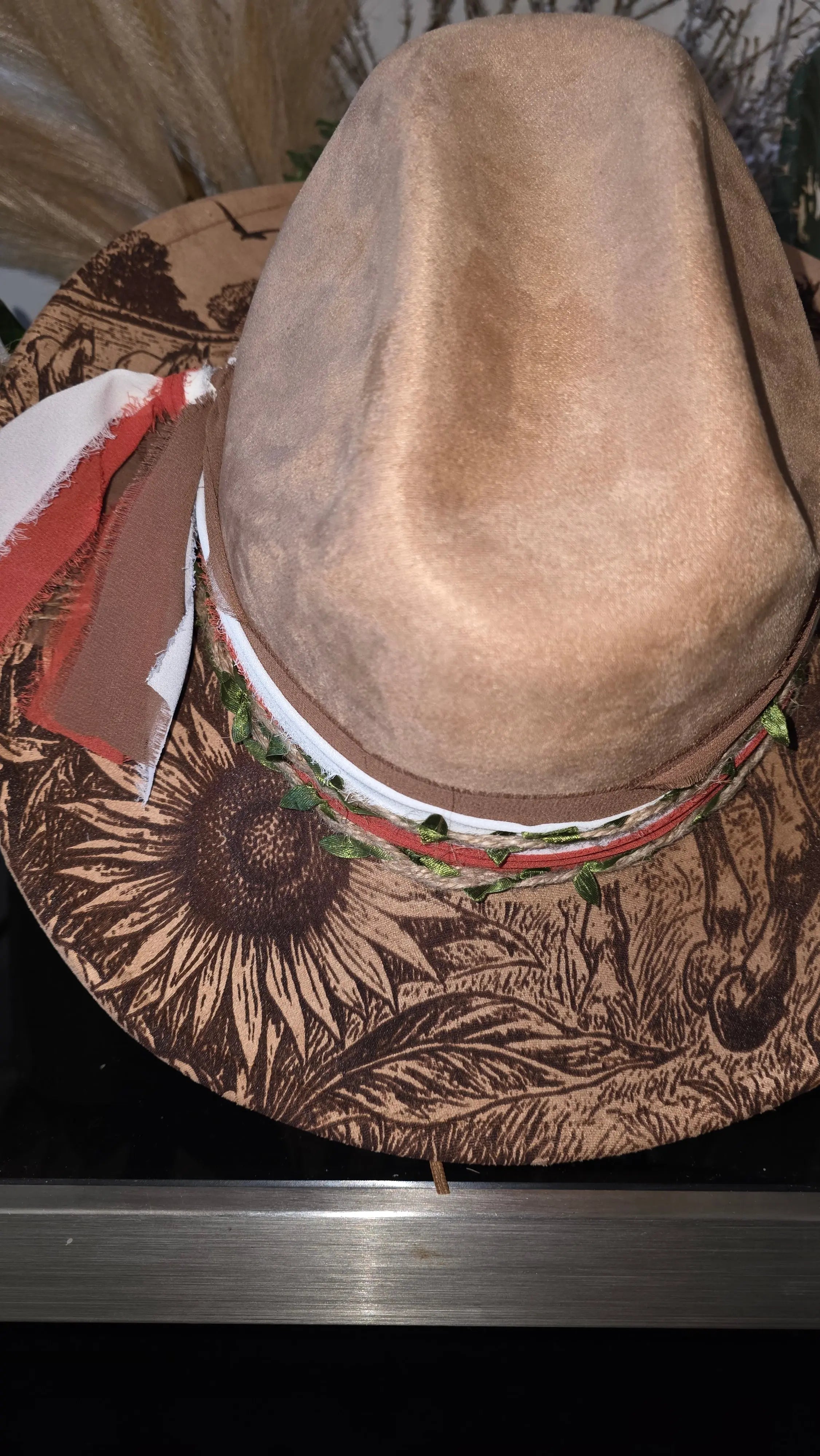 Engraved “Sunflowers & Wild Horses” Cattleman Hat Western Fedora Hats